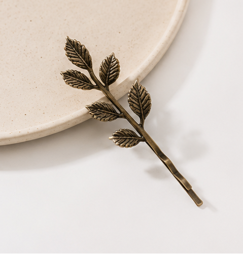 Vintage Style Leaf Hair Clip Set