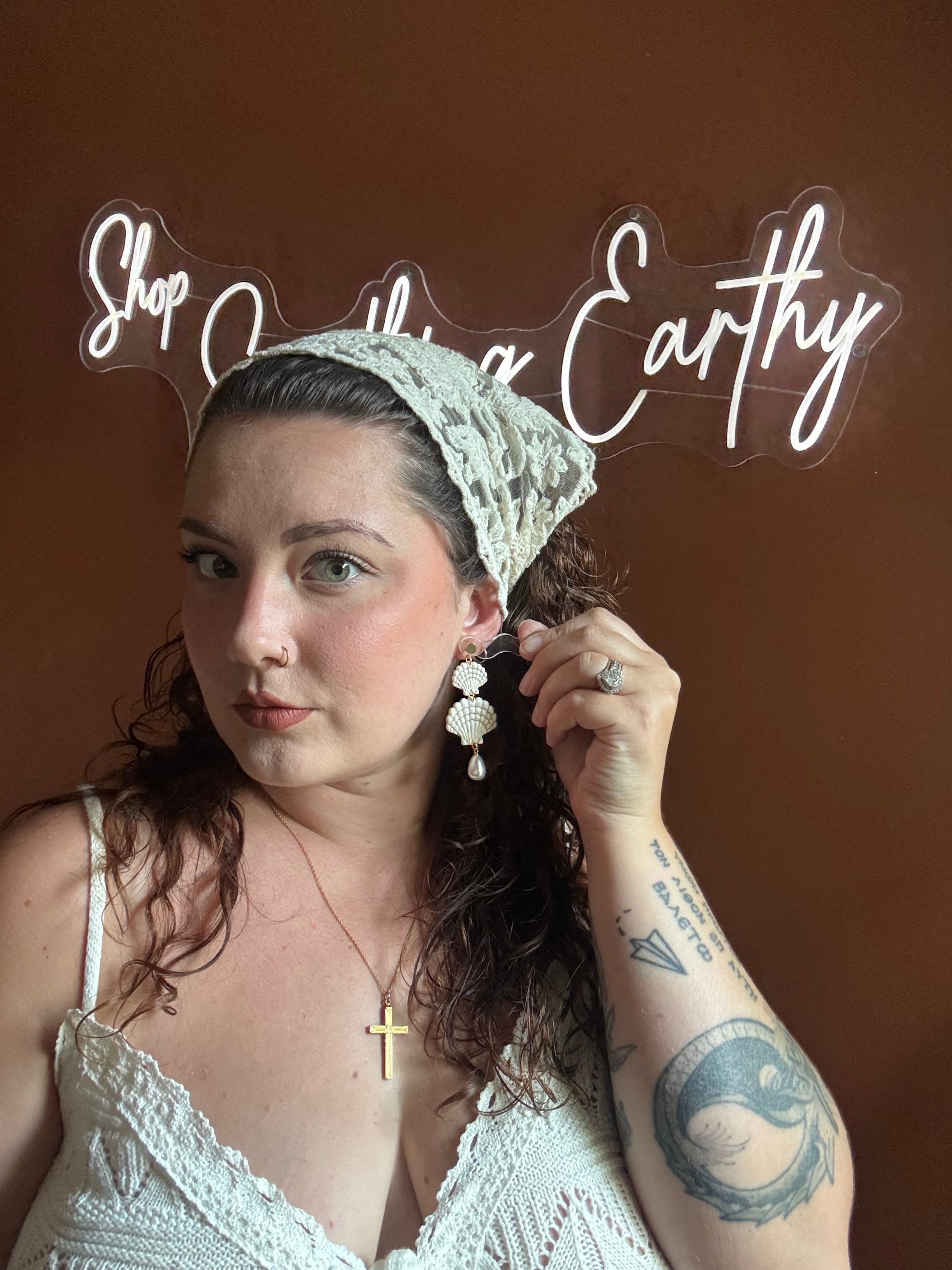 Shelley, in Dove