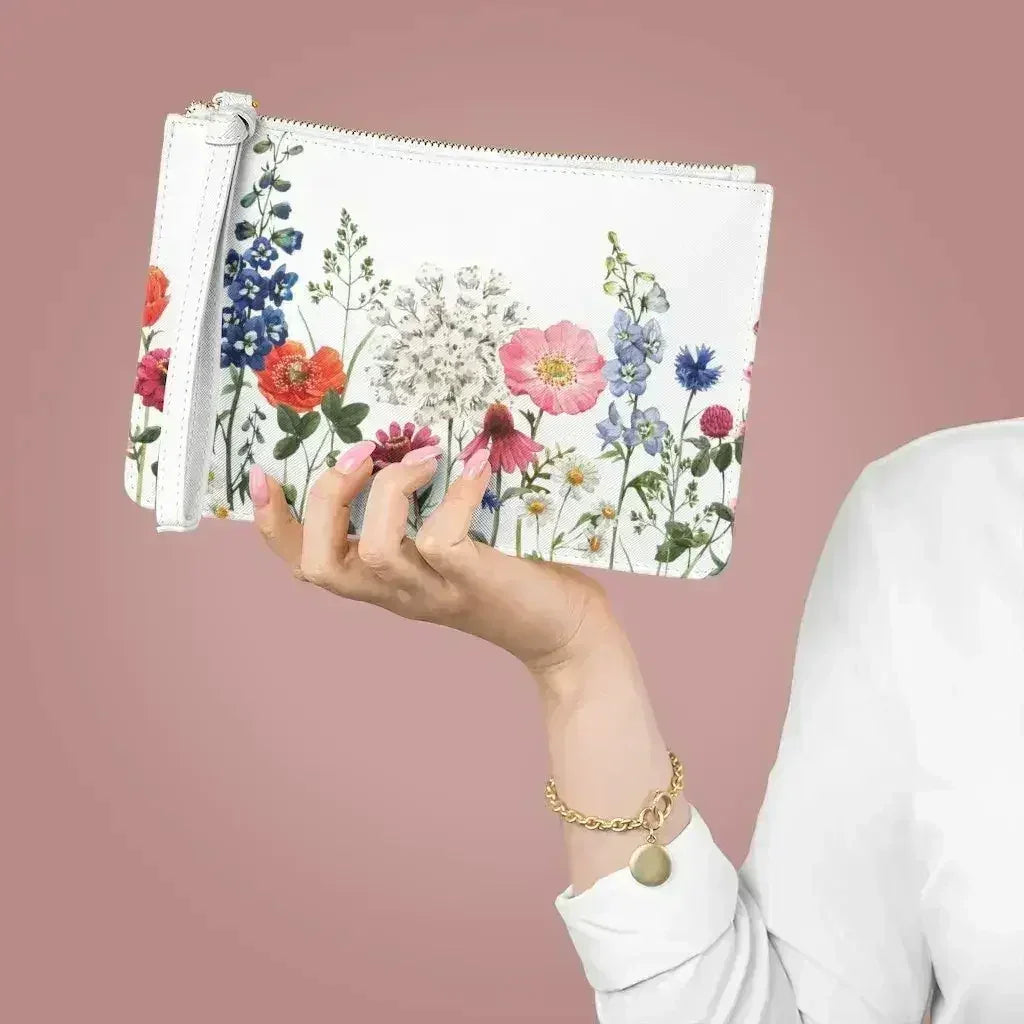 Floral Designed Zipped Clutch Bag