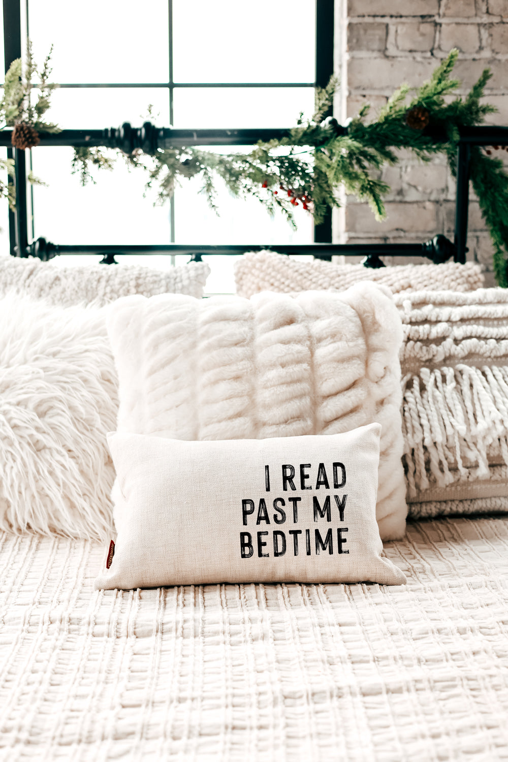 Book Pillow - I Read Past My Bedtime